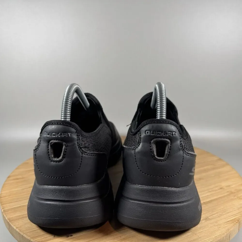 Skechers good used
